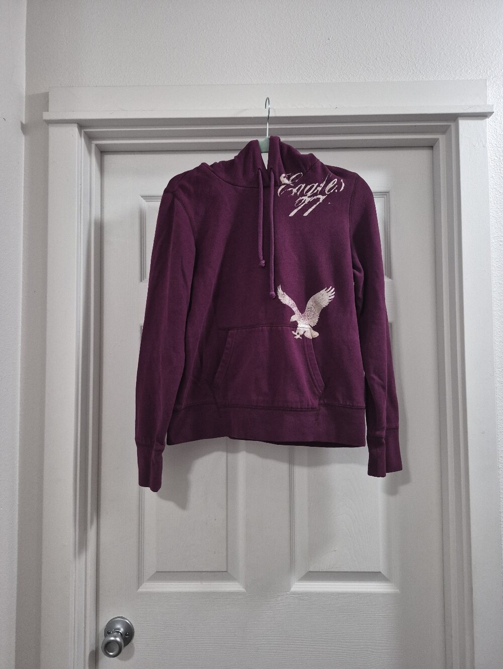 Y2k American Eagle Women’s Hooded Sweatshirt - Purple with Eagle Graphic